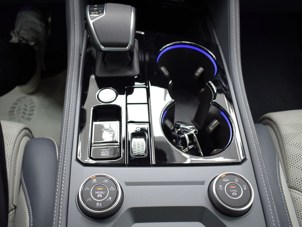 Volkswagen Touareg 2025