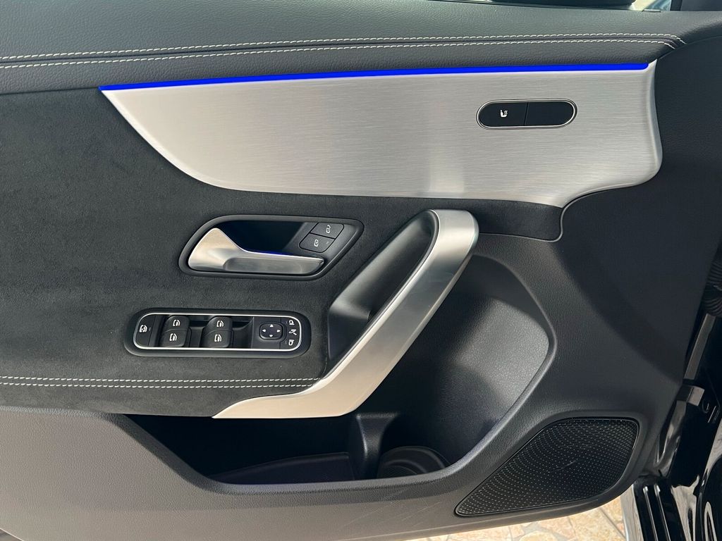 Mercedes-Benz A 200 2021