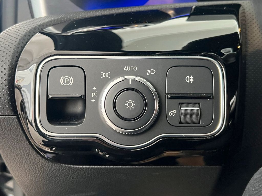 Mercedes-Benz A 200 2021