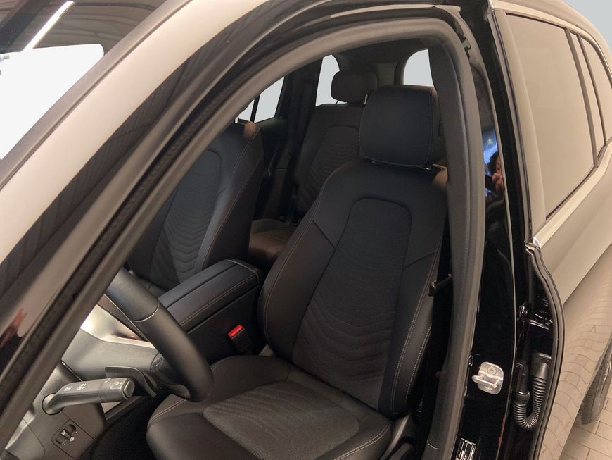 Mercedes-Benz GLB 200 2024