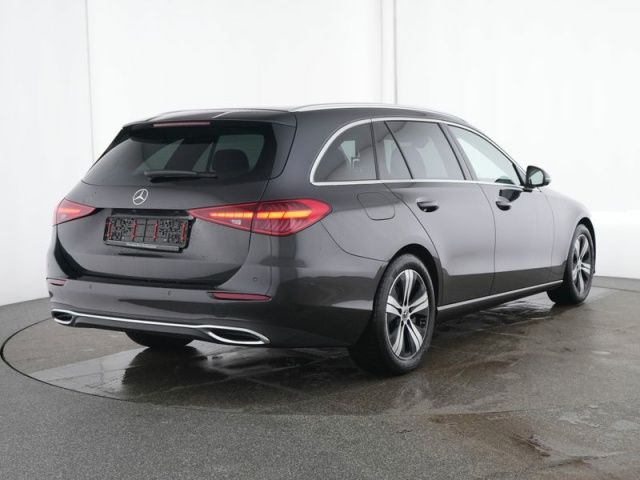 Mercedes-Benz C 220 2025