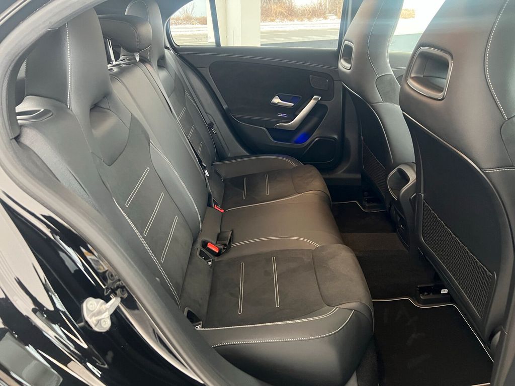 Mercedes-Benz A 200 2021