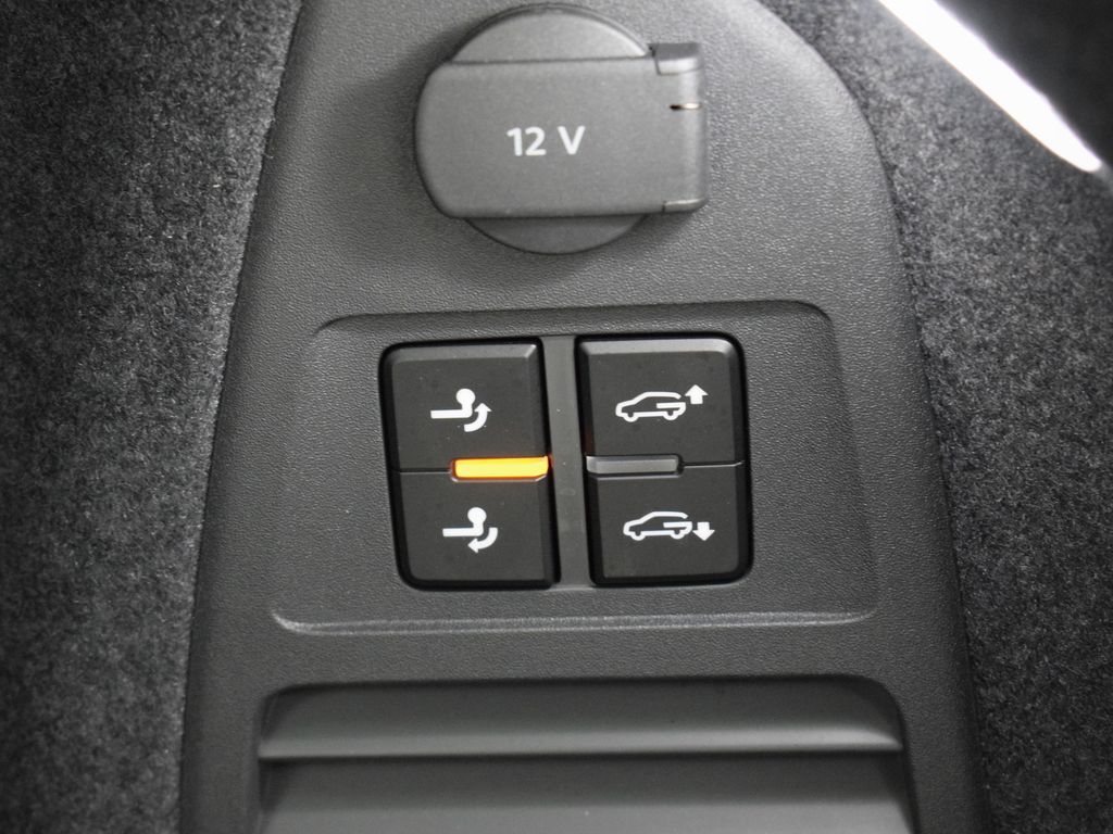 Volkswagen Touareg 2025