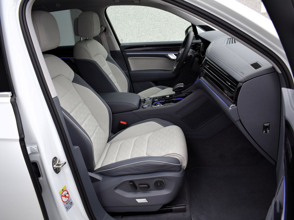 Volkswagen Touareg 2025