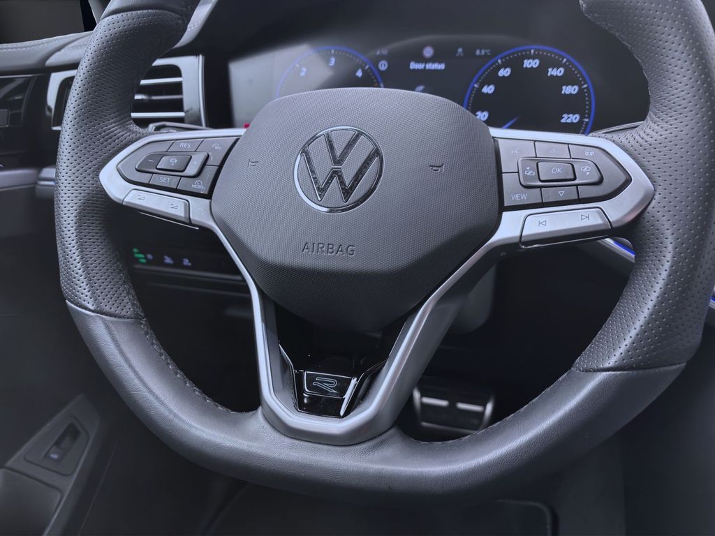 Volkswagen Touareg 2025
