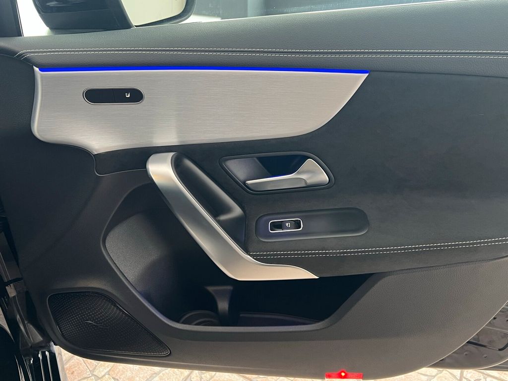 Mercedes-Benz A 200 2021