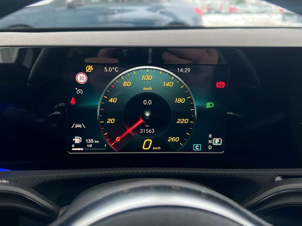 Mercedes-Benz A 200 2021