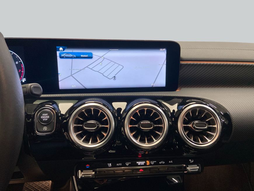 Mercedes-Benz CLA 200 2024