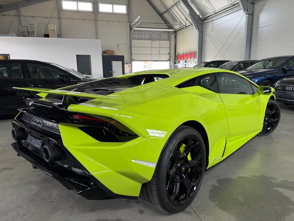 Lamborghini Huracán 2023