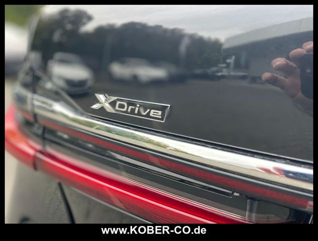 BMW 750 2021