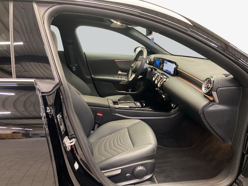 Mercedes-Benz CLA 200 2024