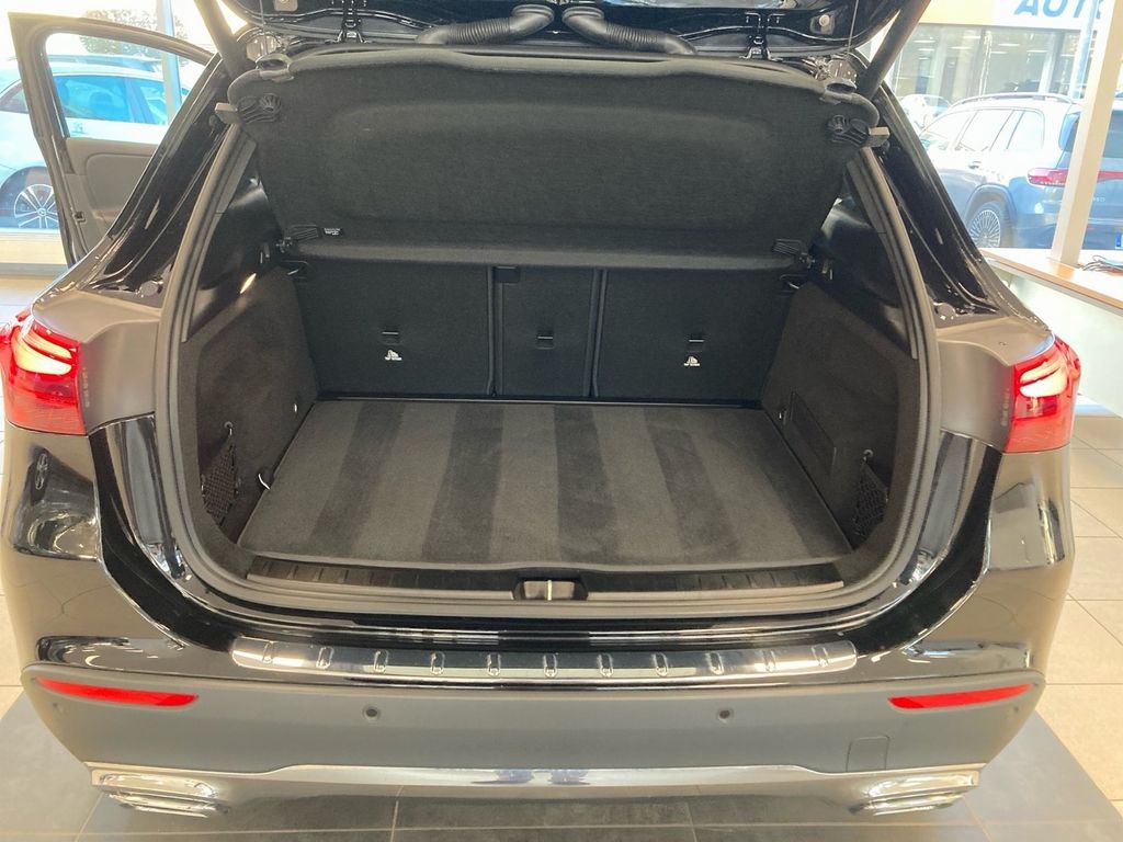 Mercedes-Benz GLA 200 2024