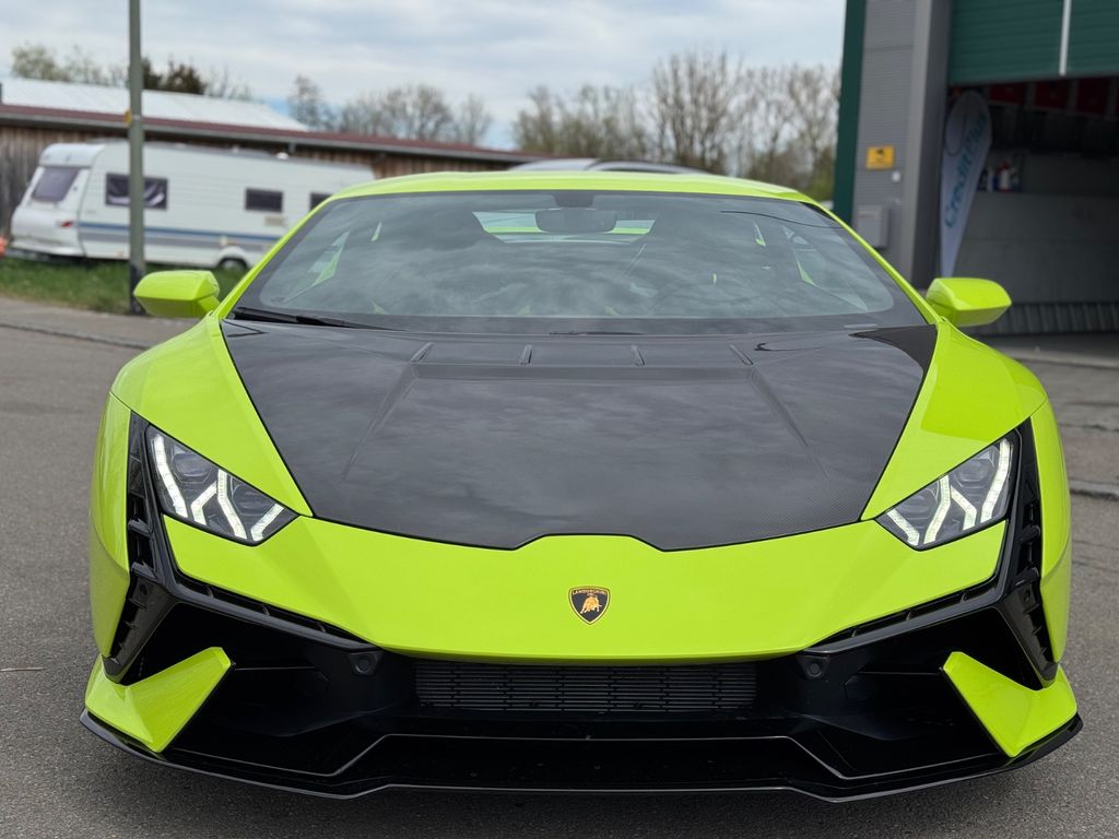 Lamborghini Huracán 2023