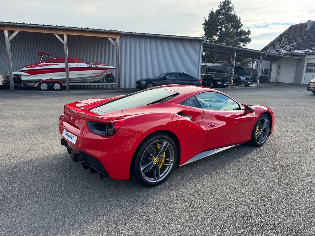 Ferrari 488 GTB 2016