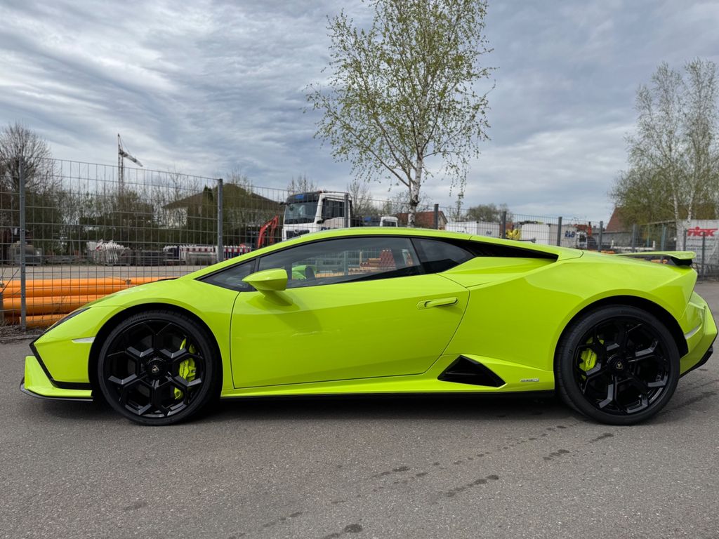 Lamborghini Huracán 2023