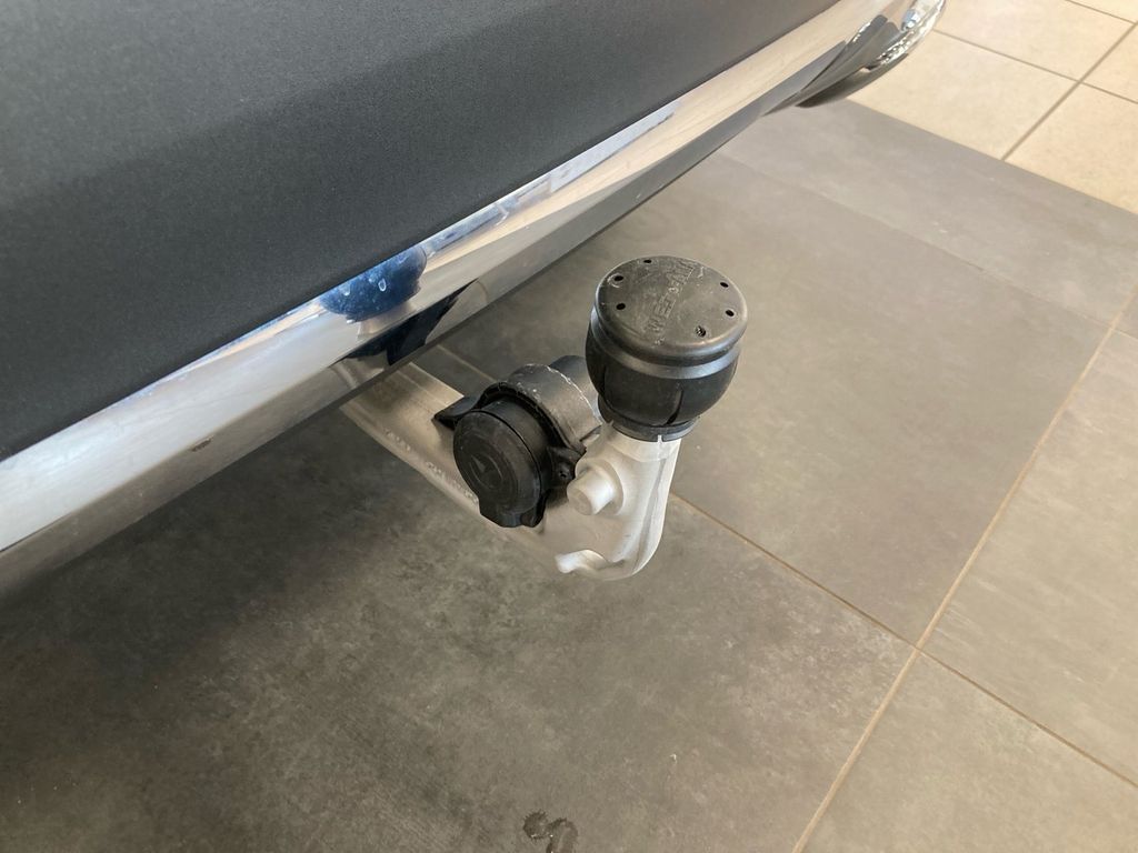 Mercedes-Benz GLA 200 2024