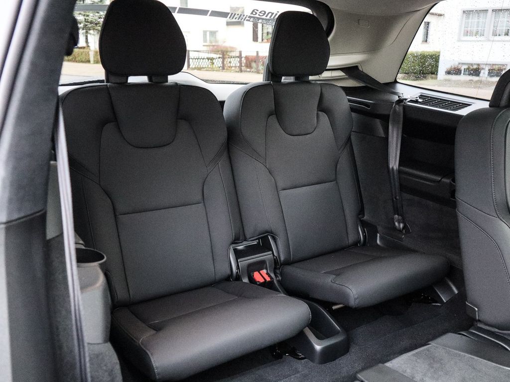 Volvo XC90 2025