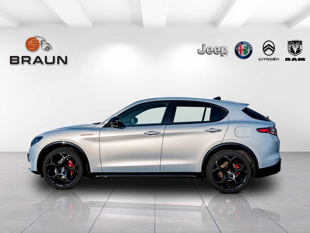 Alfa Romeo Stelvio 2023