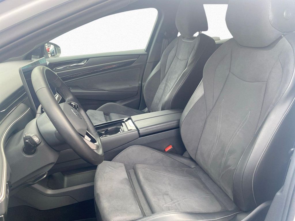 Volkswagen ID.7 2025