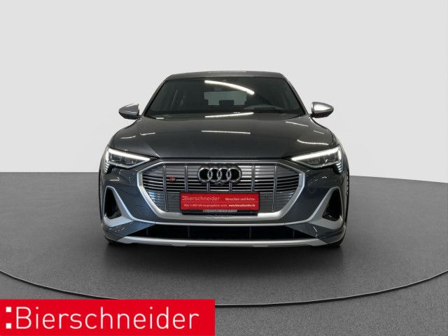Audi e-tron 2022