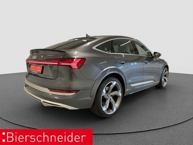 Audi e-tron 2022