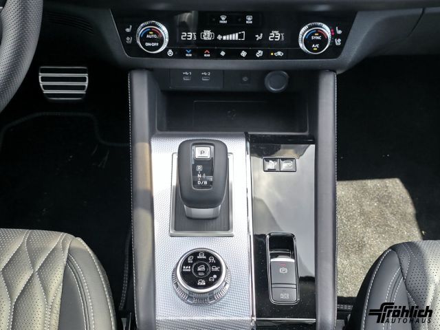 Mitsubishi Plug-in Hybrid Outlander 2025