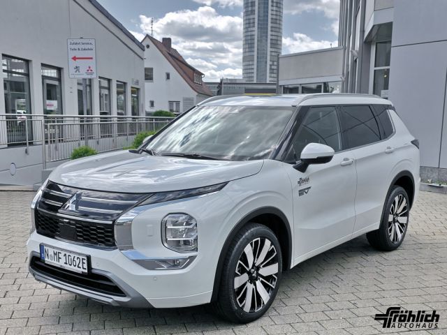 Mitsubishi Plug-in Hybrid Outlander 2025