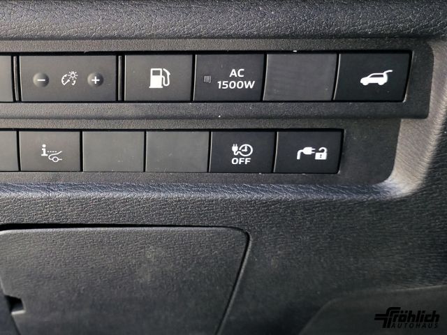 Mitsubishi Plug-in Hybrid Outlander 2025