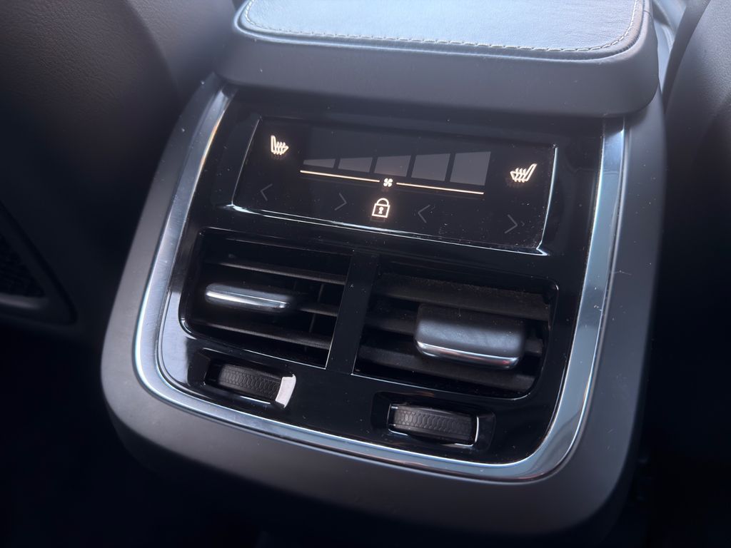 Volvo XC90 2021