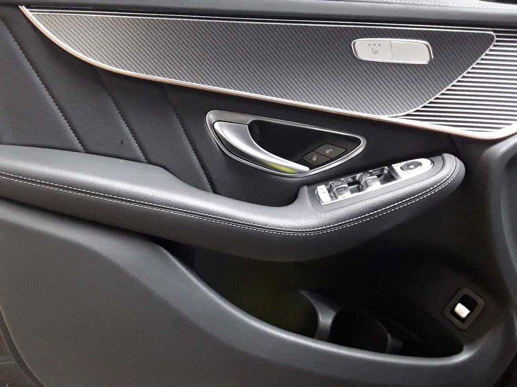 Mercedes-Benz EQC 2022