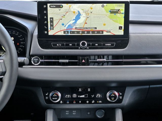 Mitsubishi Plug-in Hybrid Outlander 2025