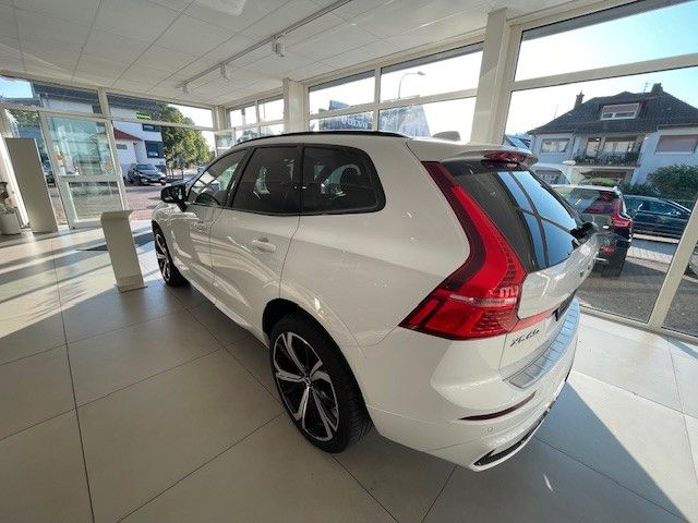 Volvo XC60 2022