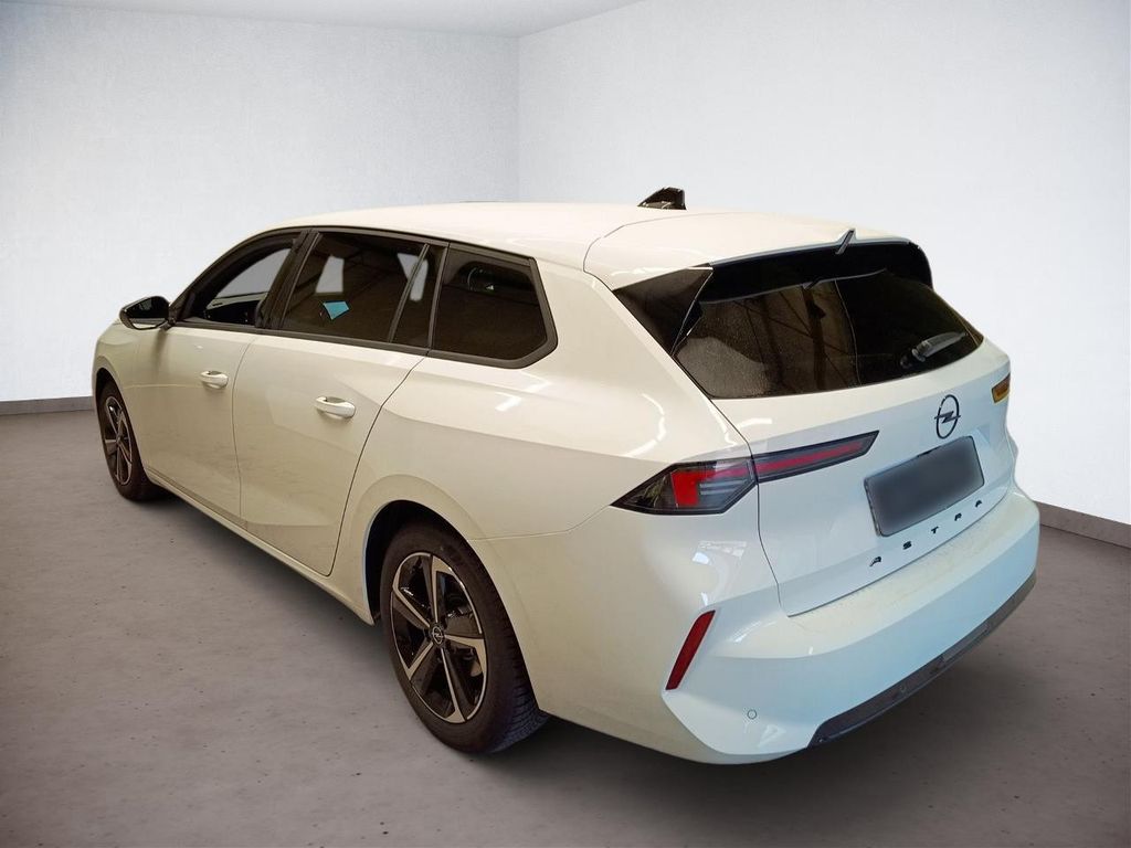 Opel Astra 2023
