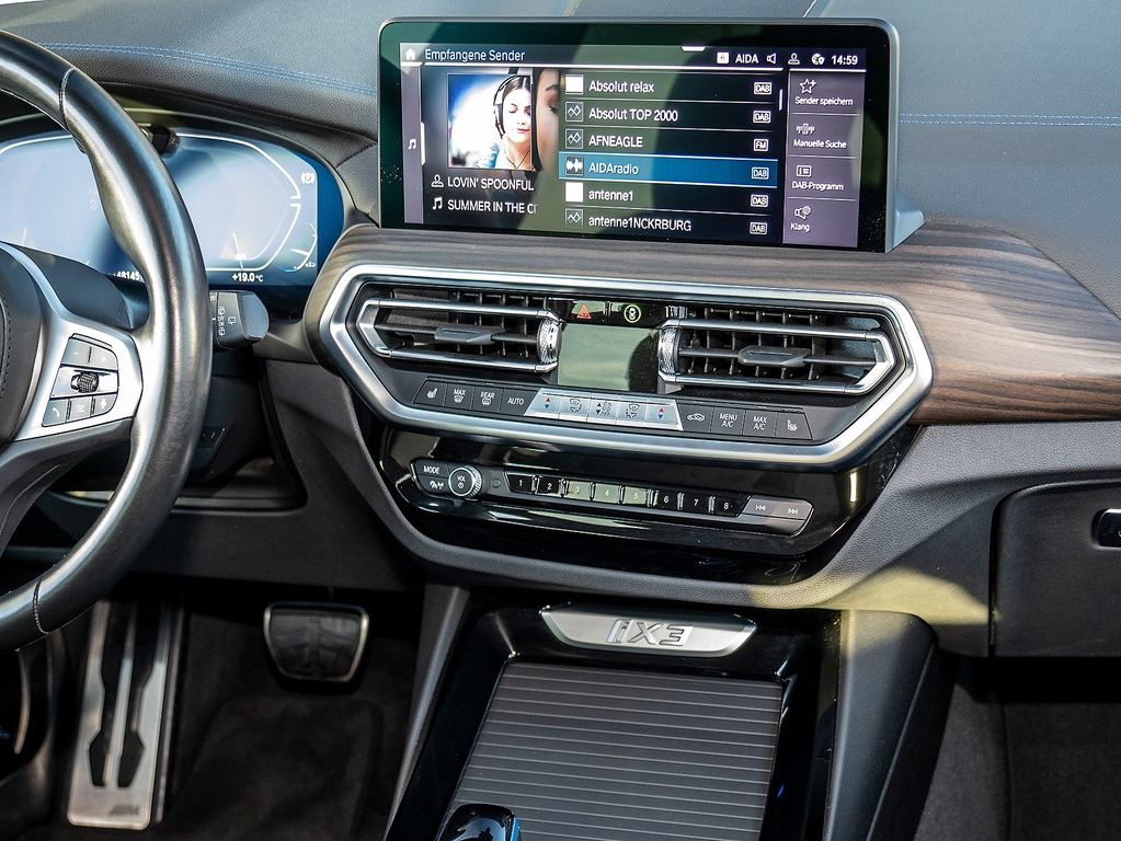BMW iX3 2022