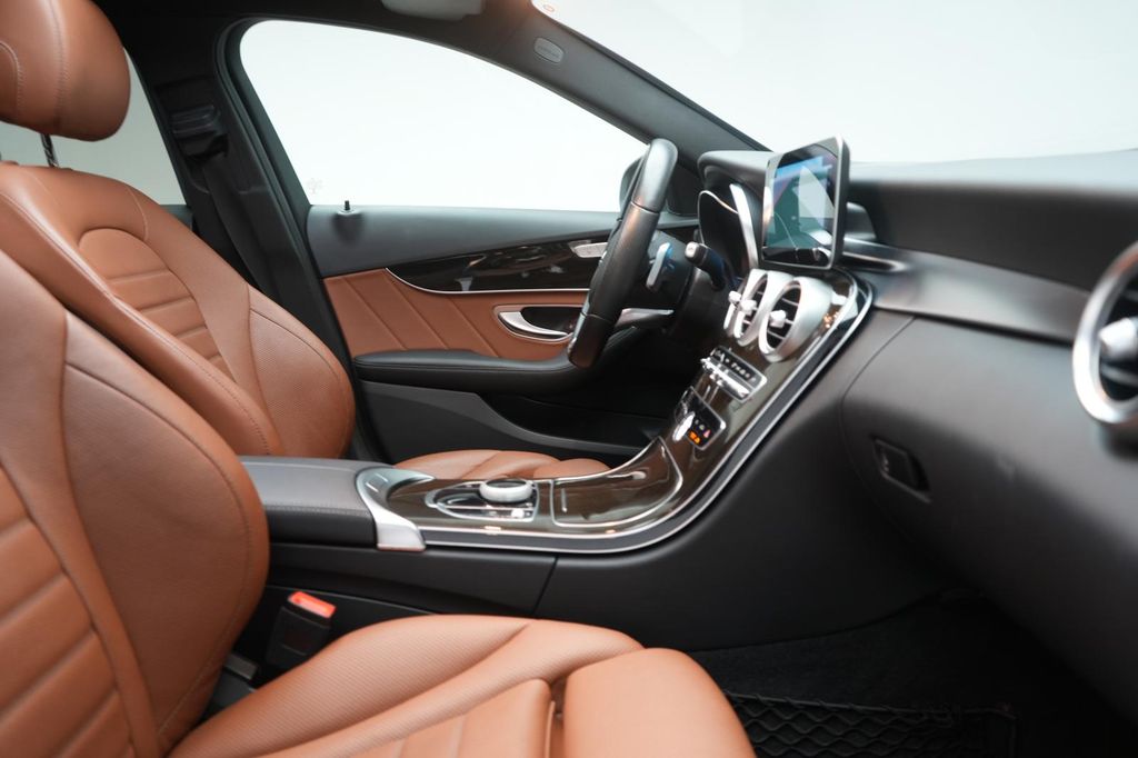 Mercedes-Benz C 300 2020