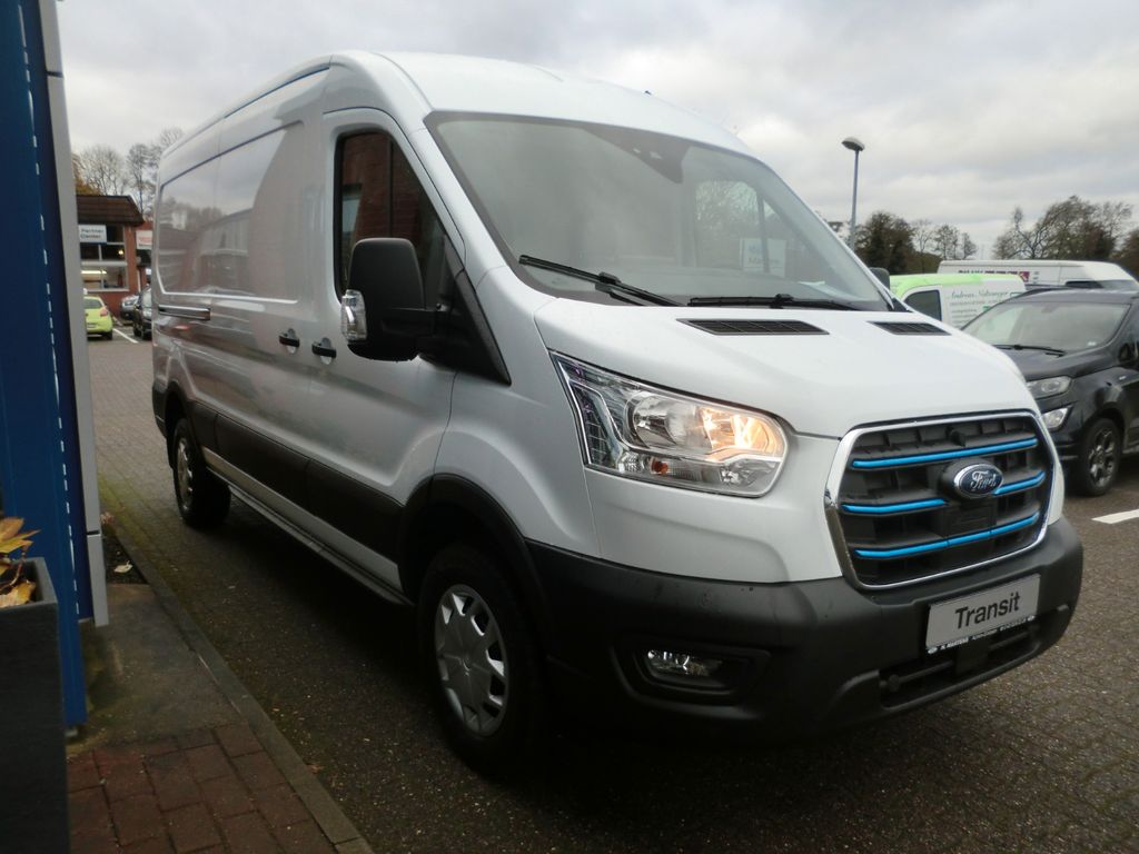 Ford Transit 2024