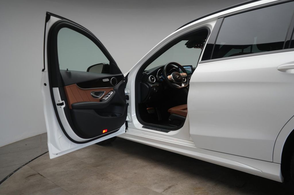 Mercedes-Benz C 300 2020