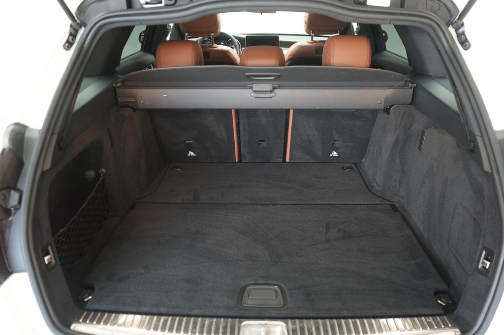 Mercedes-Benz C 300 2020