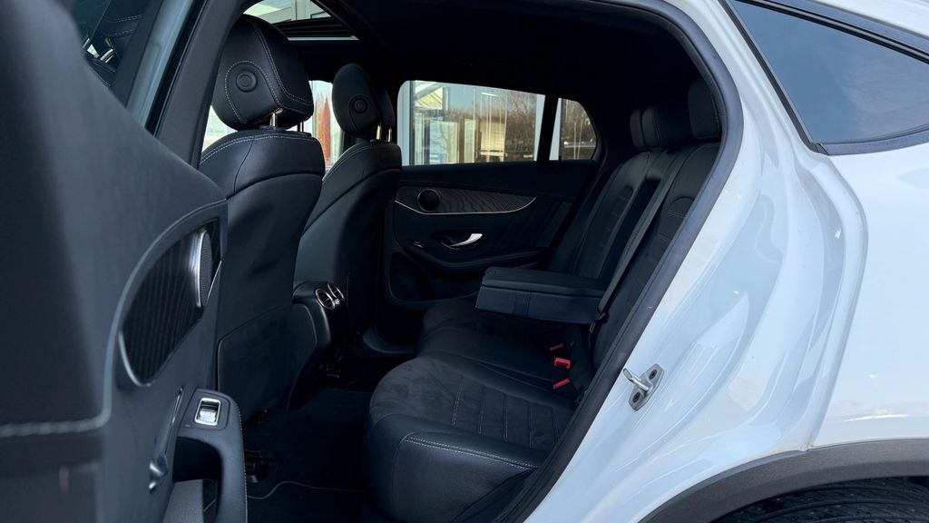 Mercedes-Benz GLC 300 2022