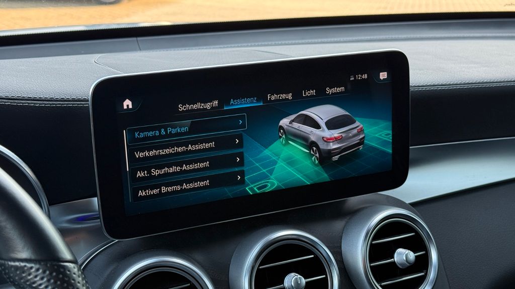 Mercedes-Benz GLC 300 2022