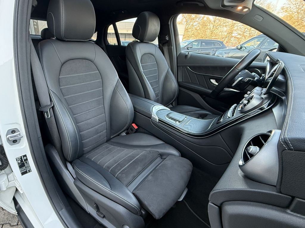 Mercedes-Benz GLC 300 2022