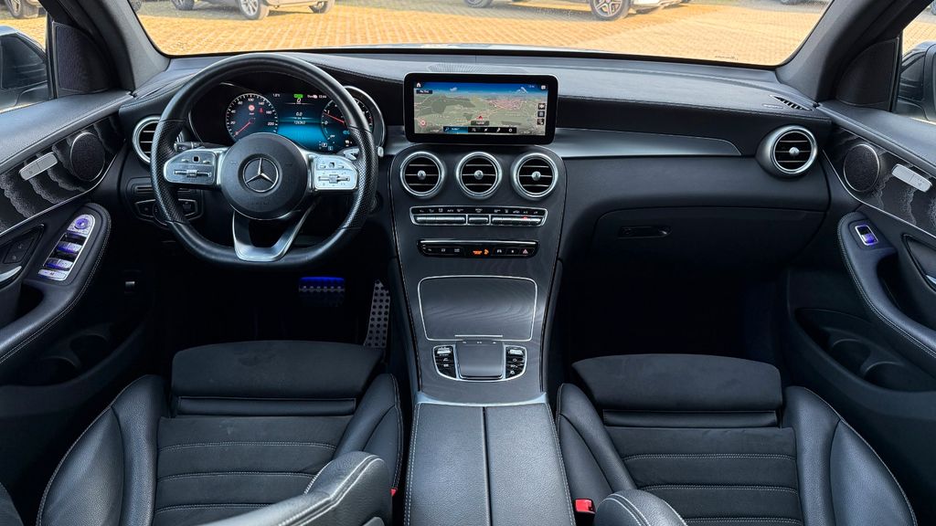 Mercedes-Benz GLC 300 2022