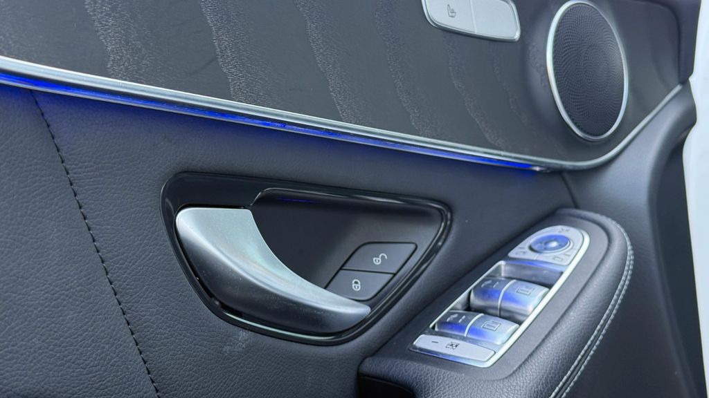 Mercedes-Benz GLC 300 2022