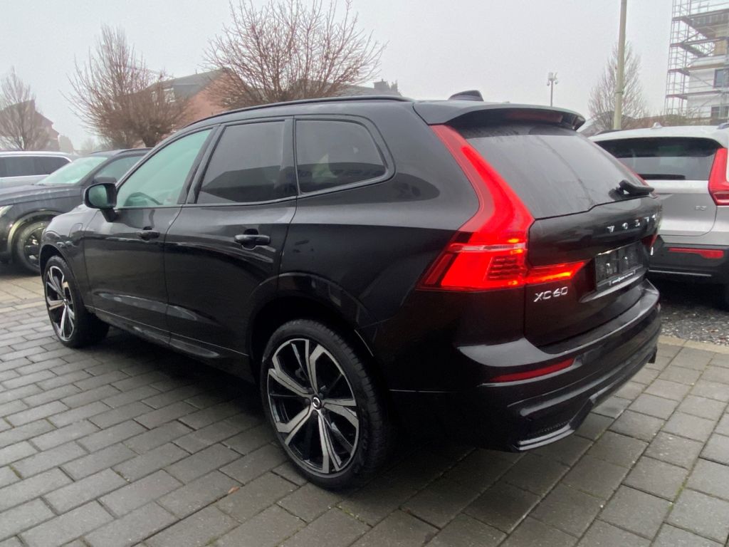 Volvo XC60 2025