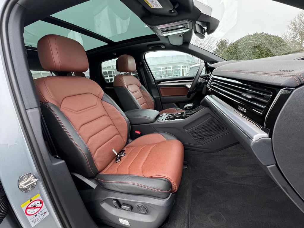 Volkswagen Touareg 2025