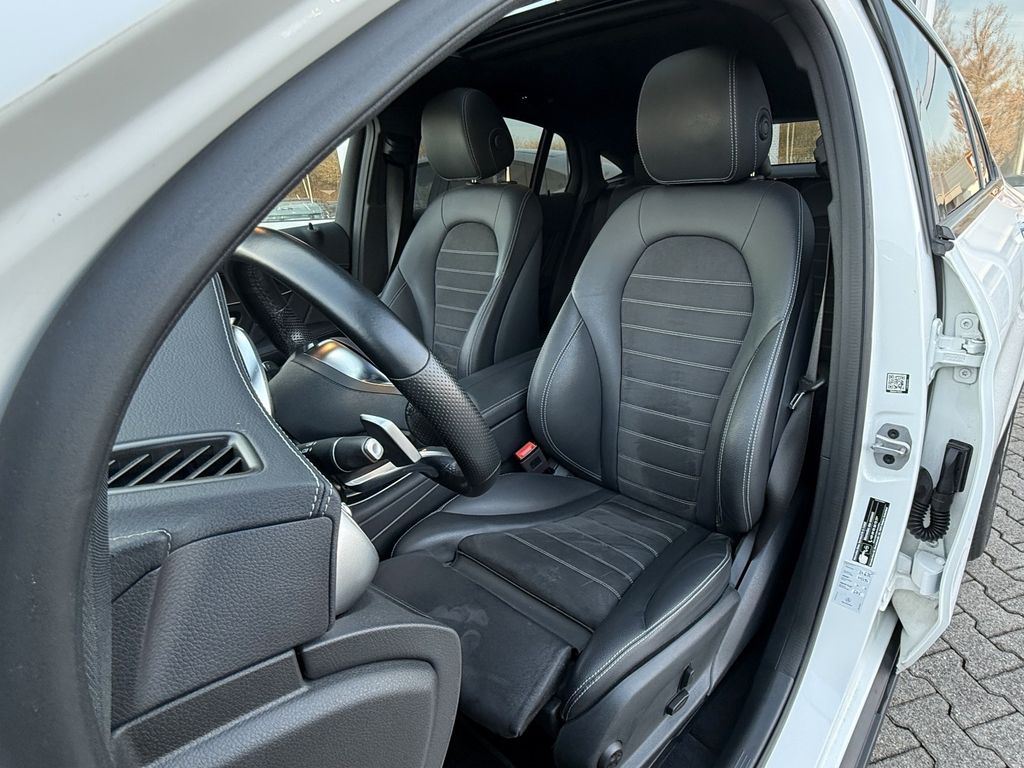 Mercedes-Benz GLC 300 2022