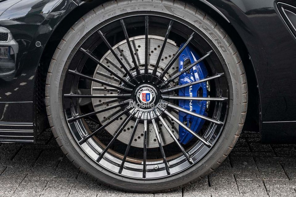 ALPINA B8 2025