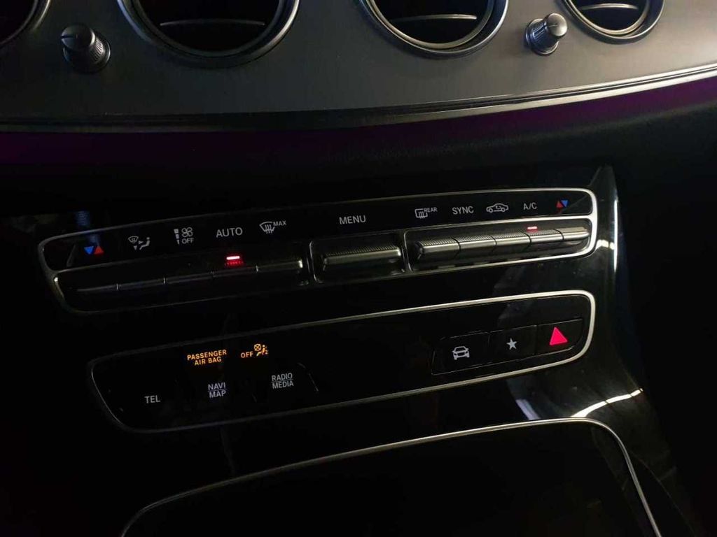 Mercedes-Benz E 220 2021