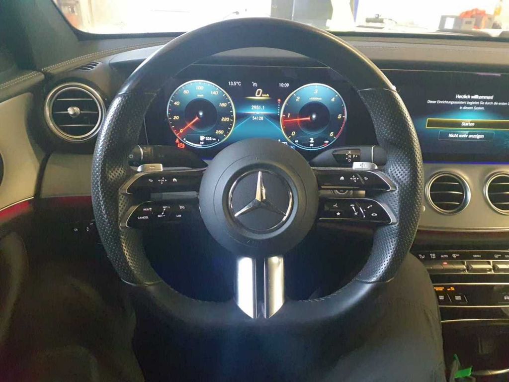 Mercedes-Benz E 220 2021
