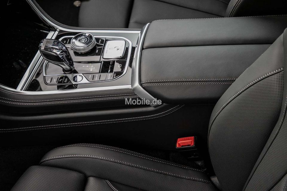 ALPINA B8 2025